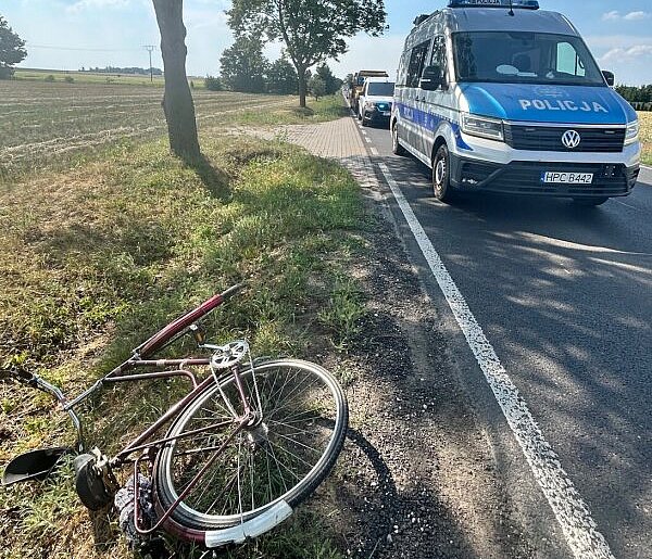 Tragiczny wypadek pod Inowrocławiem. Nie żyje rowerzysta