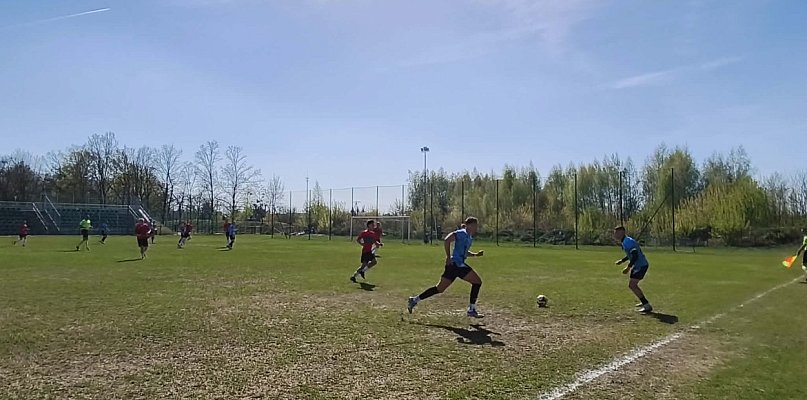 Unia prowadziła, ale znów skończyła bez punktów