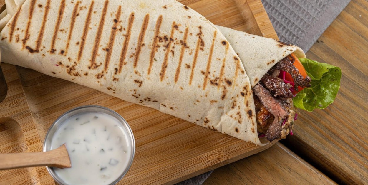 Jaki jest najlepszy kebab w Gniewkowie? Ranking kebabów mieszanamieszana.pl