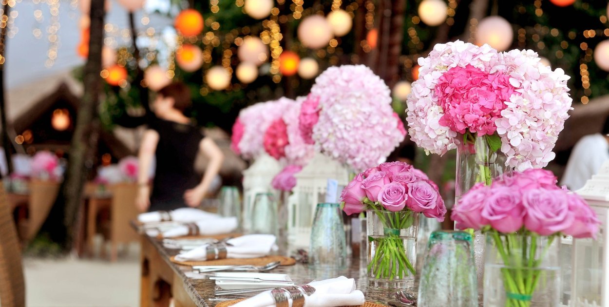 Przestrzeń na urodziny i stypy z elastyczną organizacją