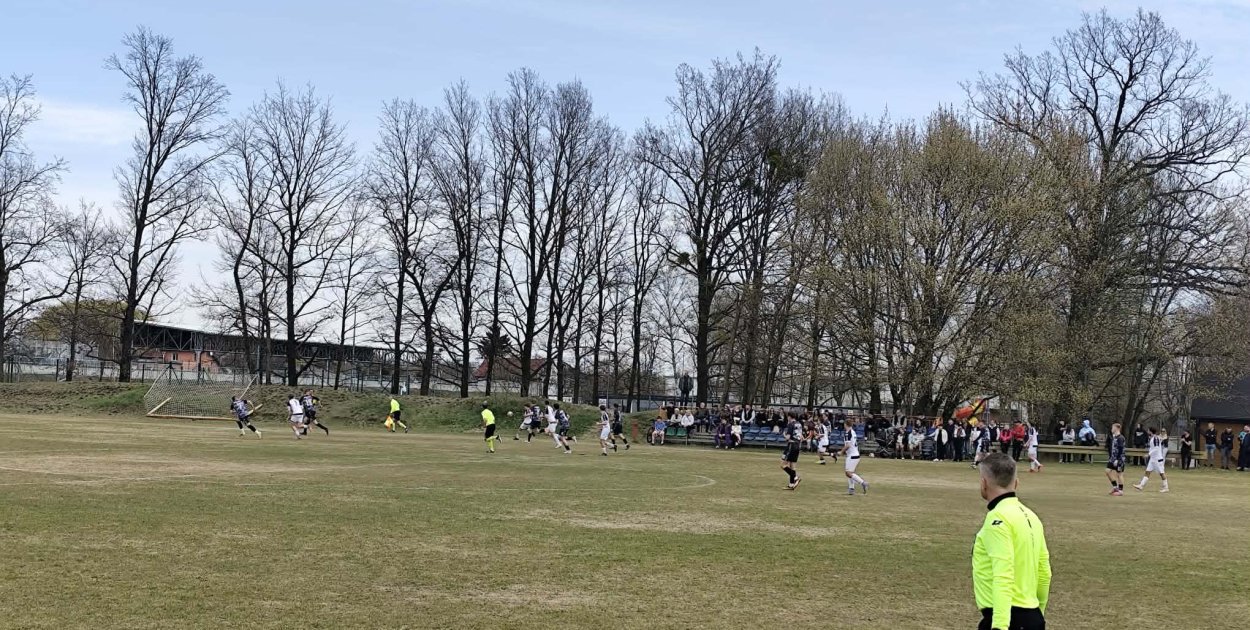 13. kolejka szczęśliwa dla Unii II. Są trzy punkty