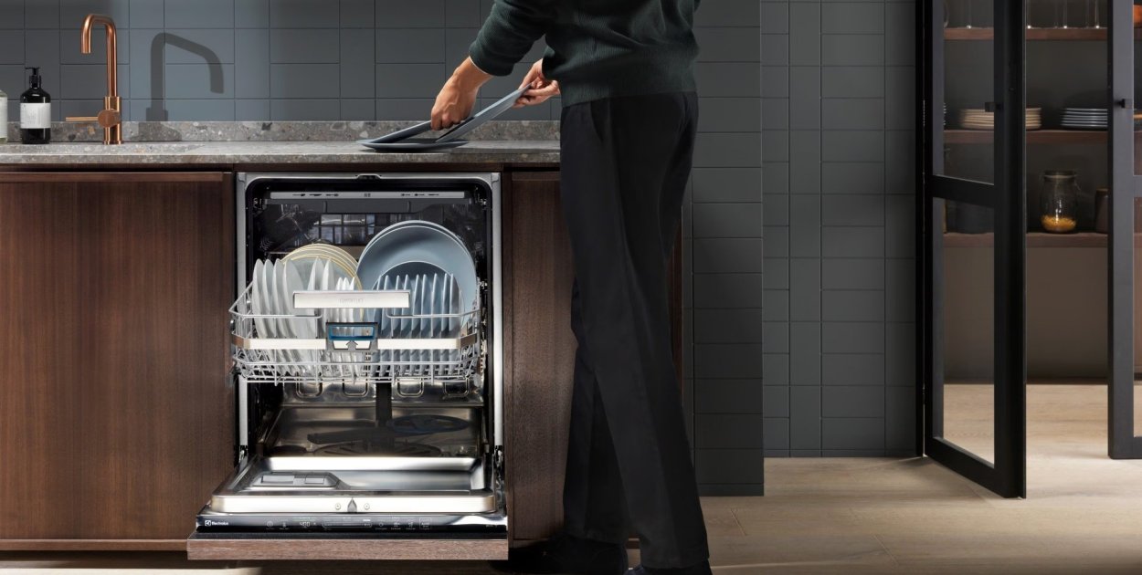 Jak myć oszczędnie i skutecznie — doskonałe efekty w 30 minut, nawet przy pełnej z